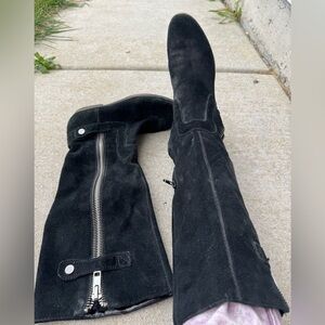 Used, Black Suede Knee-High Boots with Zipper. 6.5 Nine West